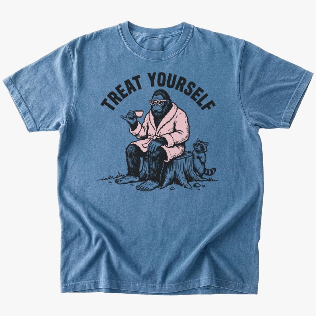 Bigfoot x treat yourself T-shirt - Low Summit