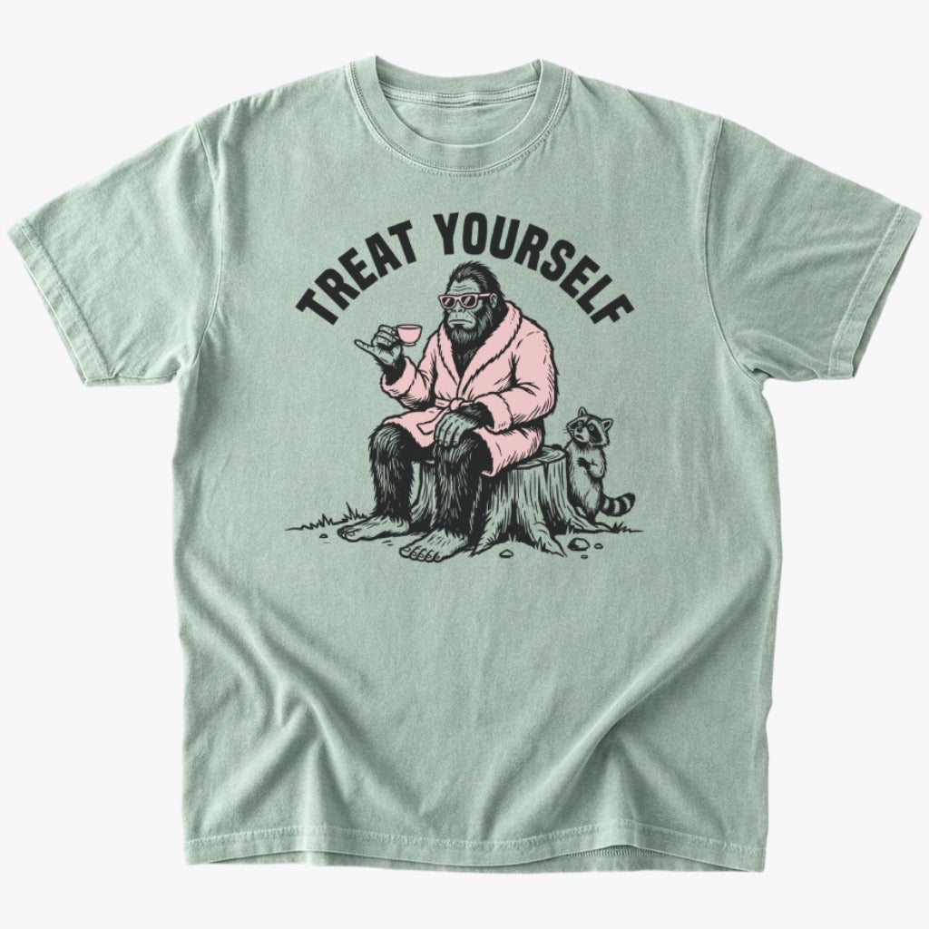 Bigfoot x treat yourself T-shirt - Low Summit