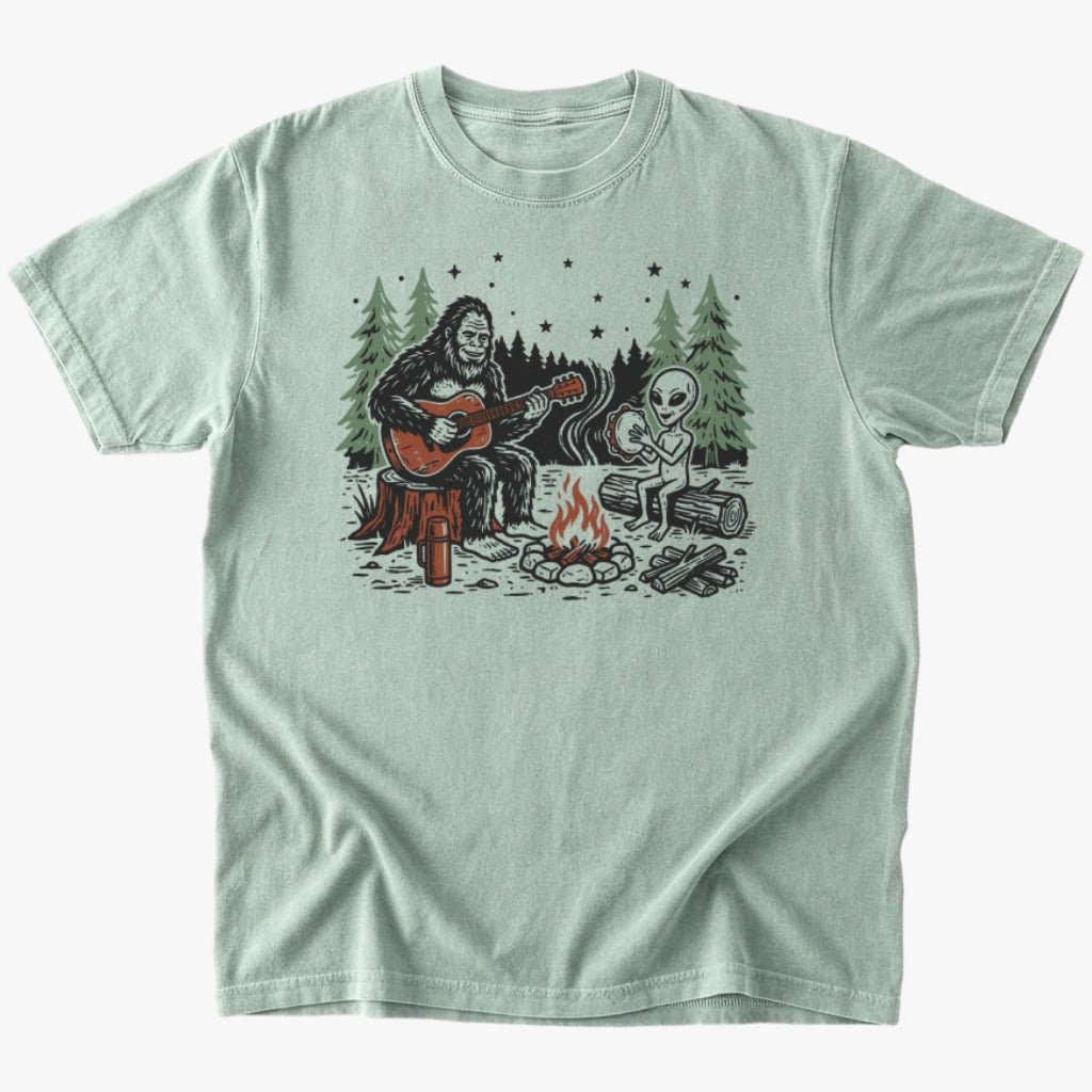 Campfire song x alien T-shirt - Low Summit