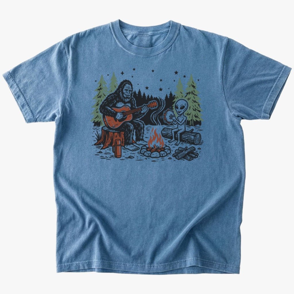 Campfire song x alien T-shirt - Low Summit