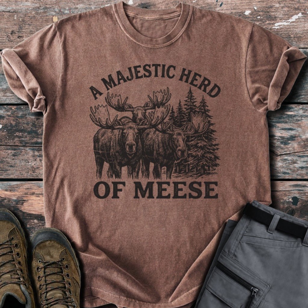 Herd of meese T-shirt - Low Summit