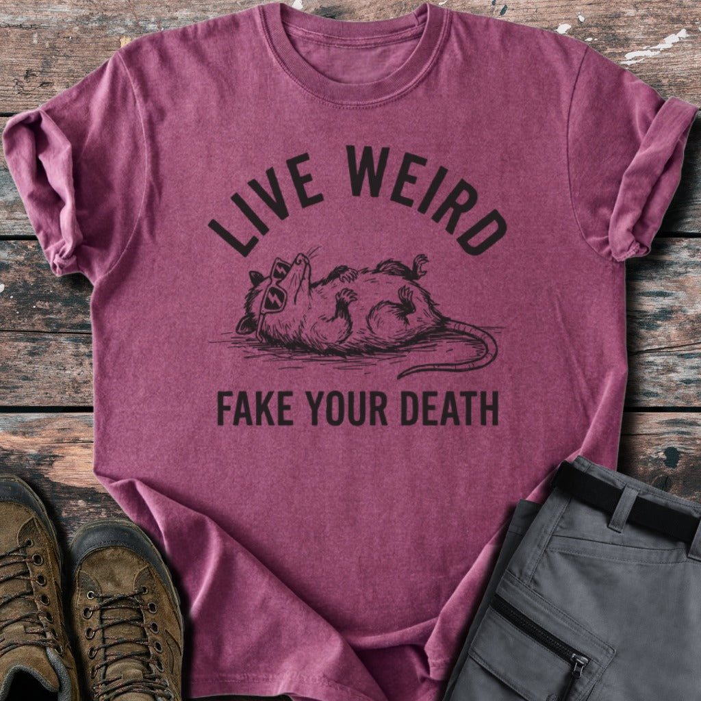 Live weird T-shirt - Low Summit