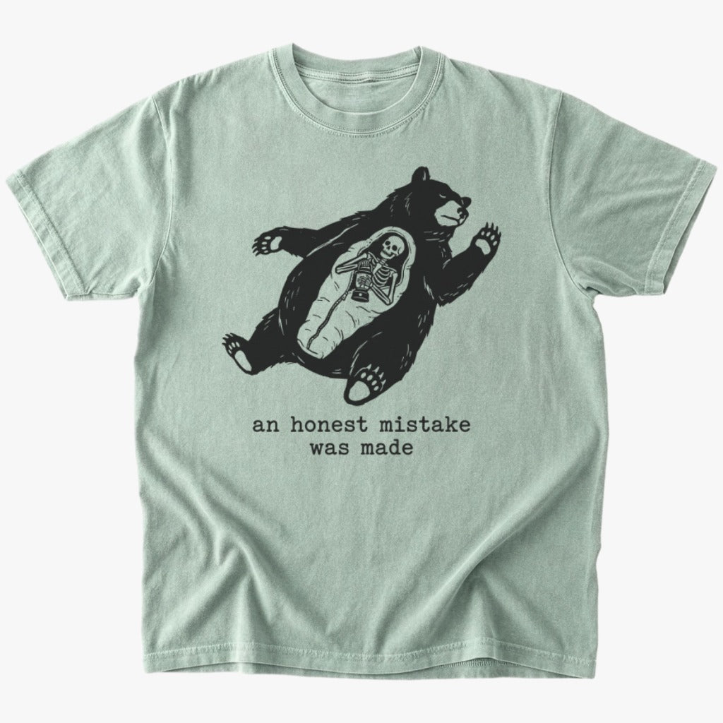 Post snack nap T-shirt - Low Summit