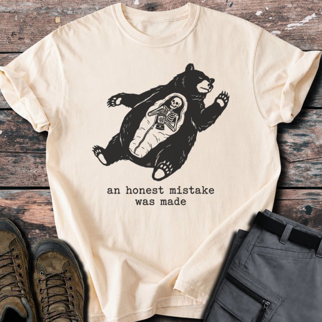 Post snack nap T-shirt - Low Summit